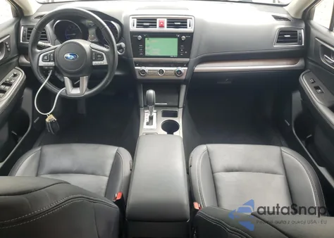 2017 Subaru Outback 3.6R Limited из США, поврежденный, VIN 4S4BSENC7H3417155